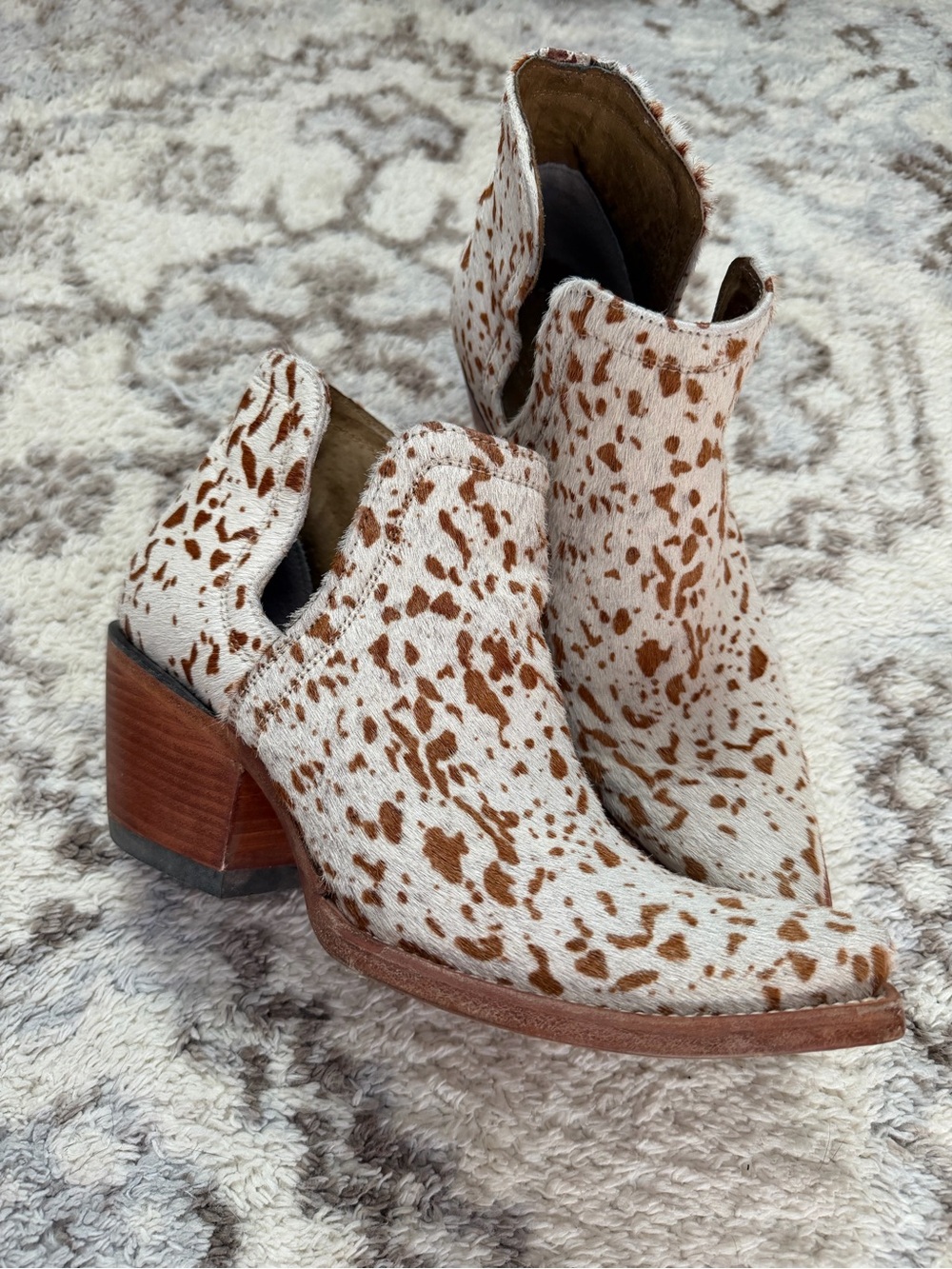 Ariat Women's Dixon Haircalf Western Boot